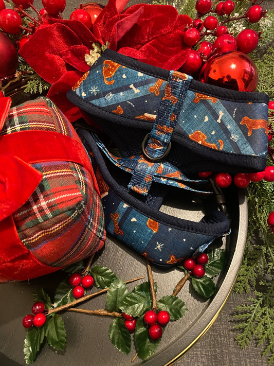 Gingerbread Biscuit Plaid Dog Harness - Blue/Xmas
